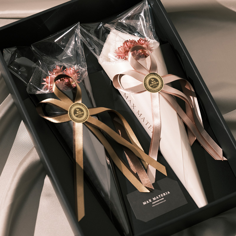 結婚祝いプレゼントに人気の花束フェイスタオルセット